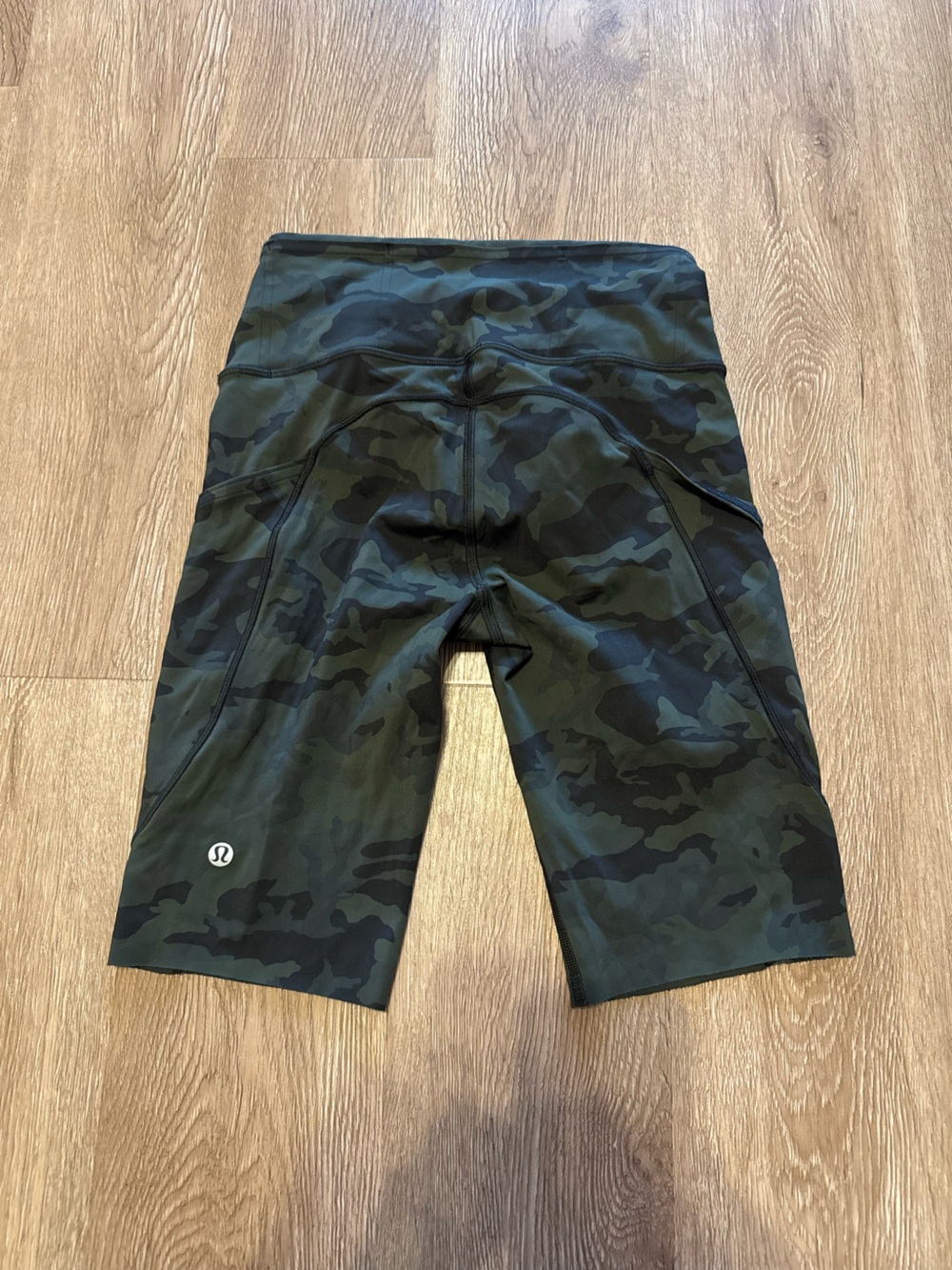 Lululemon Dark Green Camo Athletic Biker Shorts - Size 4